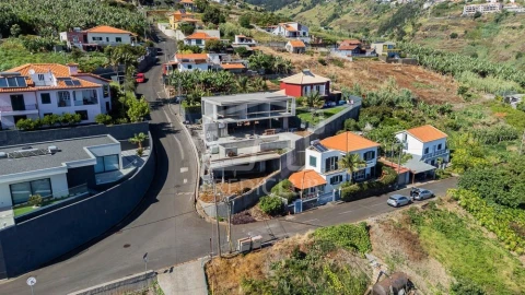 Moradia T3 para Venda em Estreito da Calheta