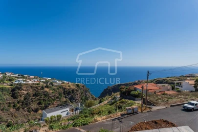 Moradia T3 para Venda em Estreito da Calheta
