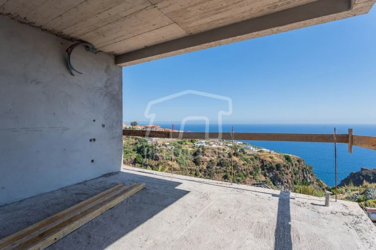 Moradia T3 para Venda em Estreito da Calheta Foto 25
