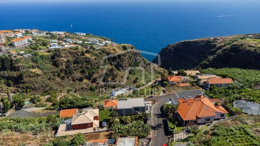 Moradia T3 para Venda em Estreito da Calheta Foto 39