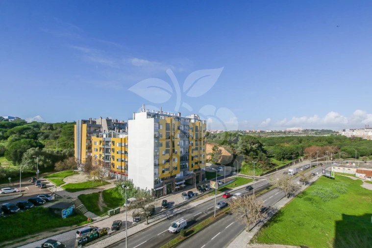 Apartamento T2 para Arrendamento em Laranjeiro e Feijó Foto 15