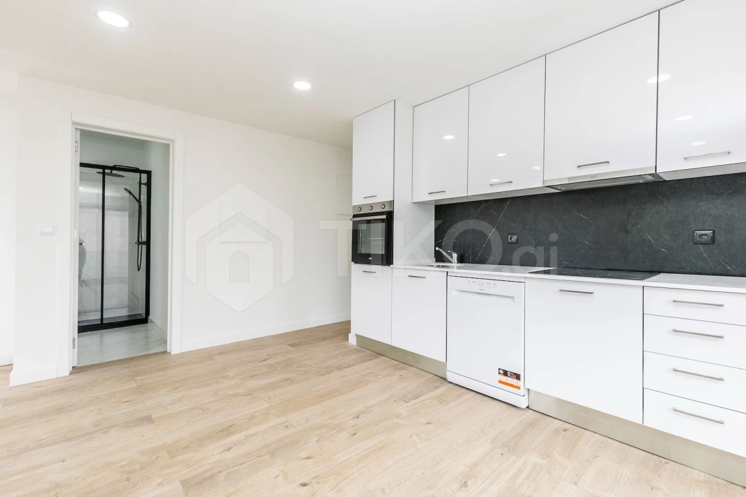 Apartamento T1 para Venda em Odivelas Foto 1