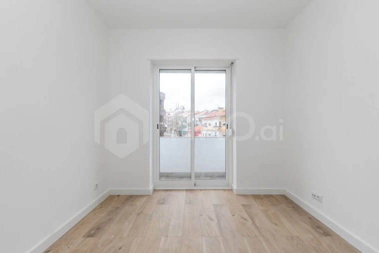 Apartamento T1 para Venda em Odivelas Foto 7