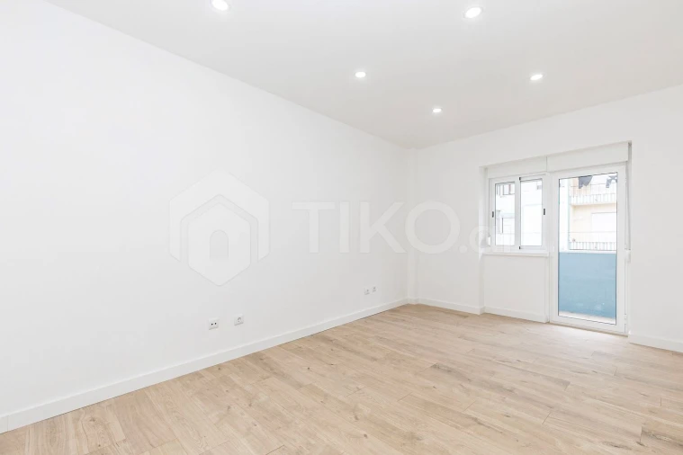Apartamento T1 para Venda em Odivelas Foto 10