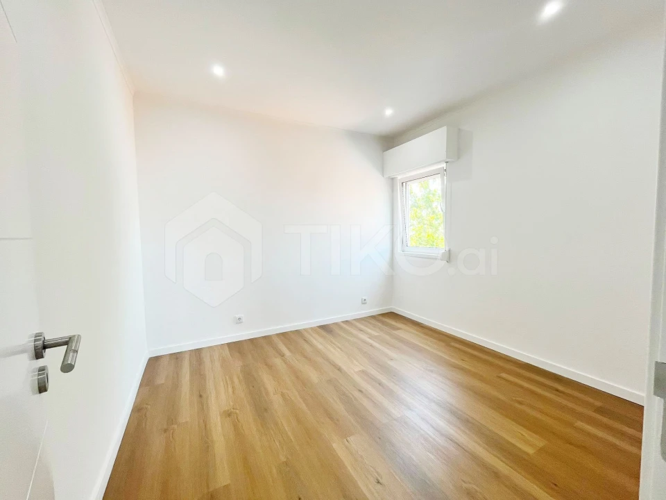Apartamento T1 para Venda em Águas Livres Foto 9