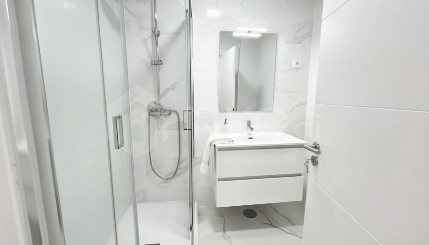 Apartamento T1 para Venda em Águas Livres Foto 3