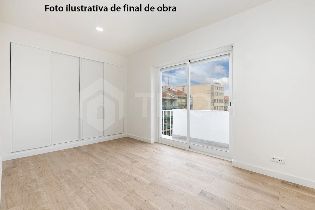 Apartamento T3 para Venda em Odivelas Foto 13