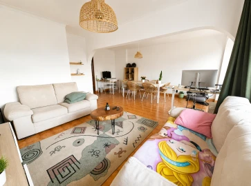 Apartamento T2 para Arrendamento em Loures