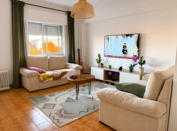 Apartamento T2 para Arrendamento em Loures