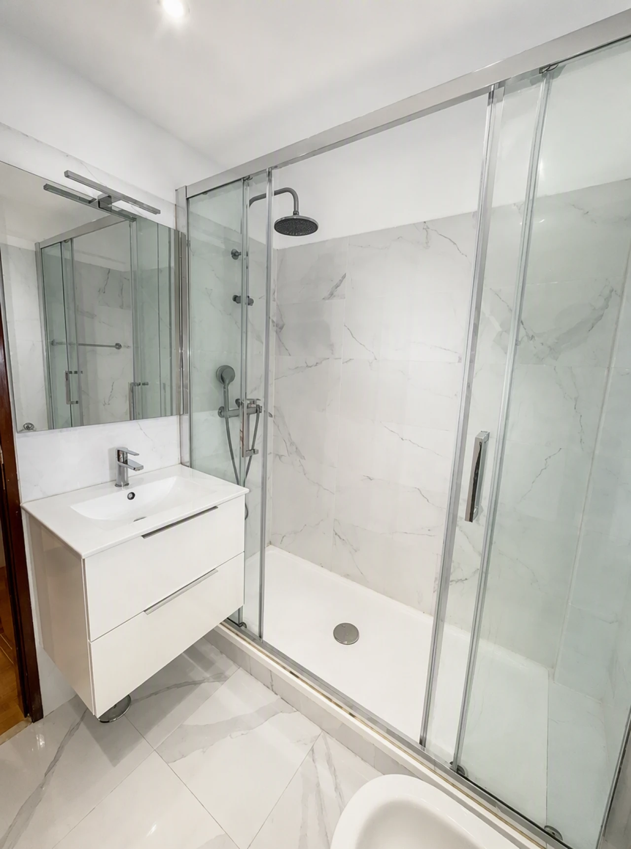Apartamento T2 para Arrendamento em Loures Foto 13