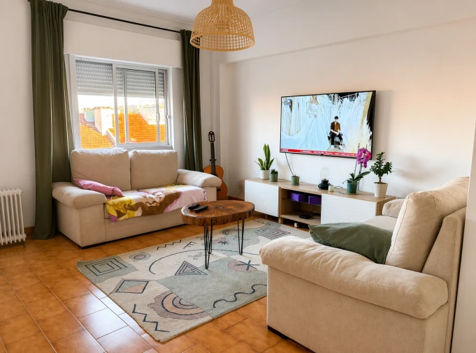 Apartamento T2 para Arrendamento em Loures Foto 3
