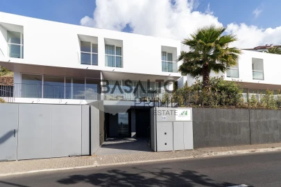Moradia T3 para Venda em São Martinho