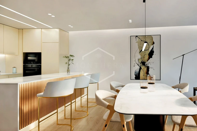 Apartamento T5 para Venda em Loures Foto 7
