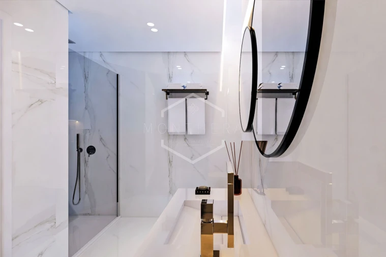 Apartamento T5 para Venda em Loures Foto 17