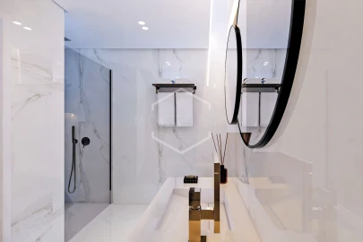 Apartamento T4 para Venda em Loures