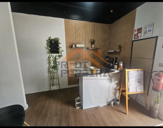 Loja para Venda em Ramada e Caneças Foto 12
