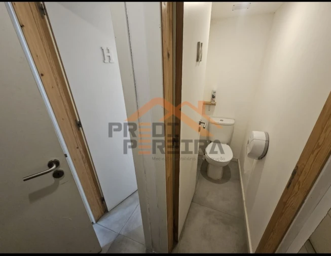 Loja para Venda em Ramada e Caneças Foto 14
