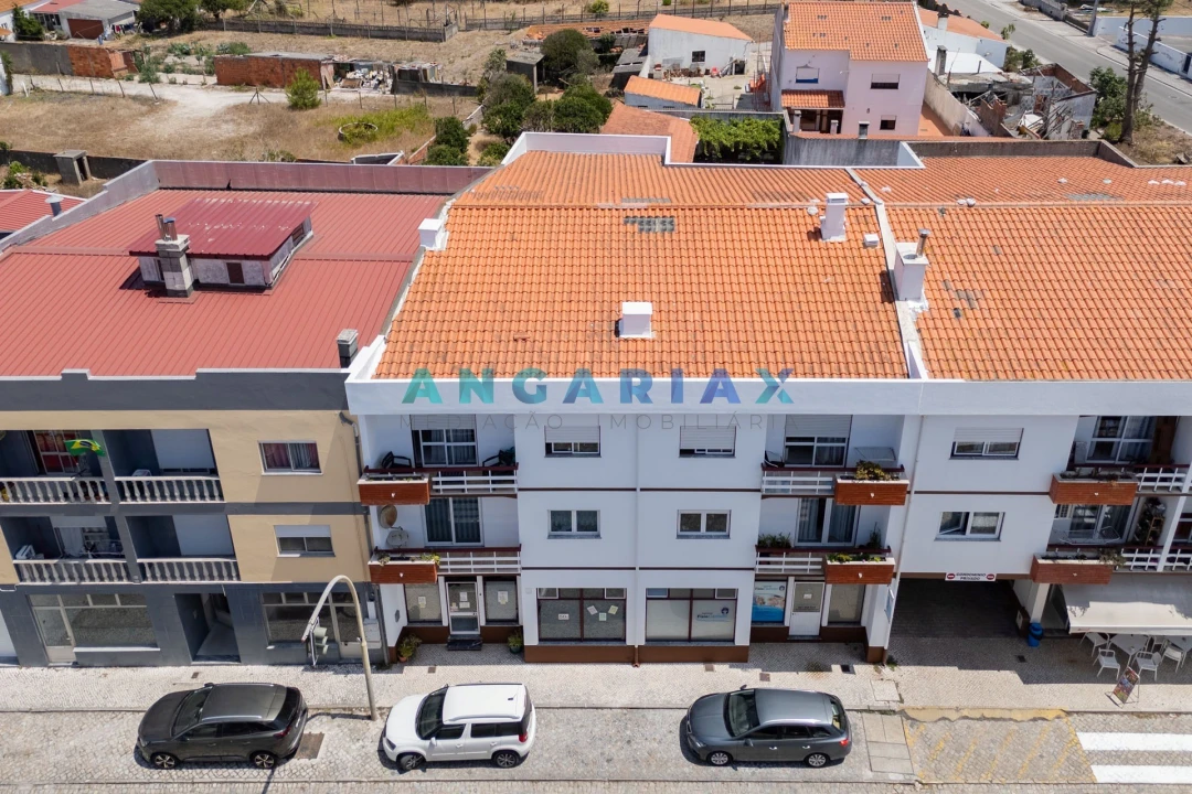 Loja para Venda em Vieira de Leiria Foto 1
