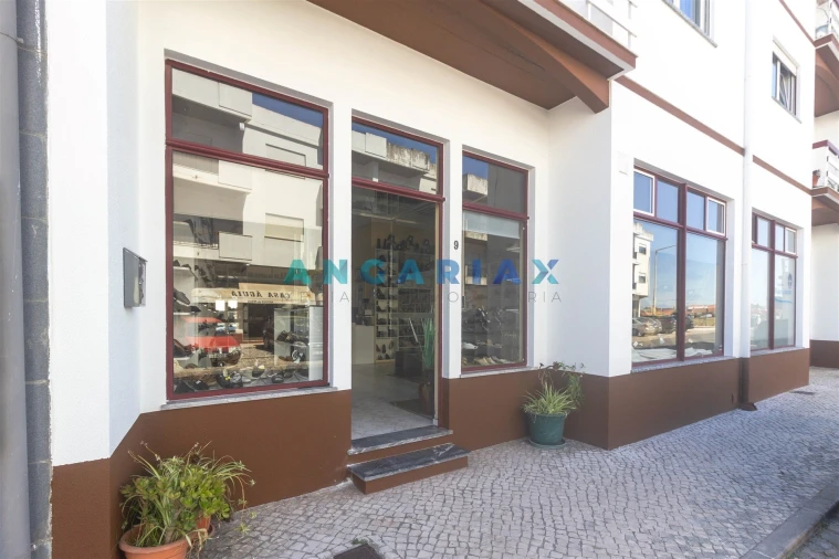 Loja para Venda em Vieira de Leiria Foto 3