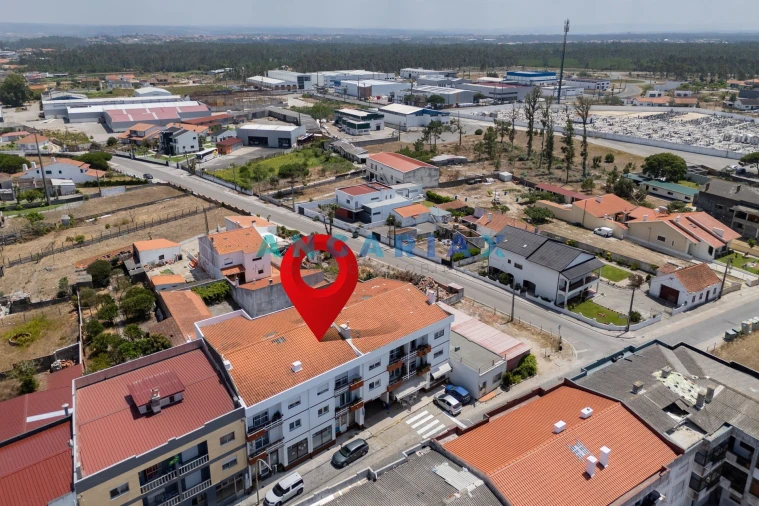 Loja para Venda em Vieira de Leiria Foto 11