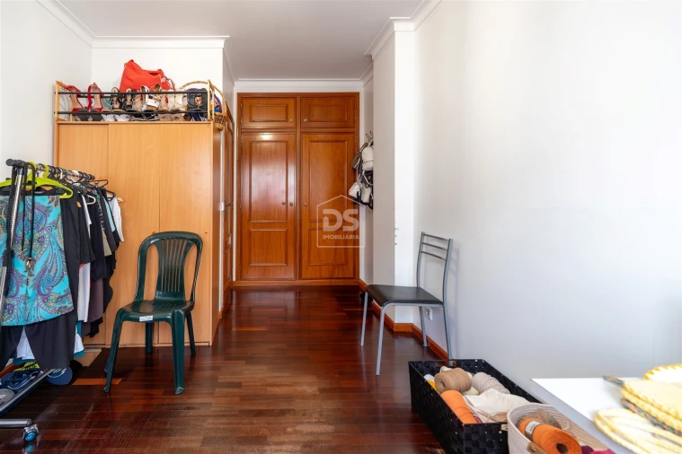Apartamento T2 para Venda em Marrazes e Barosa Foto 17
