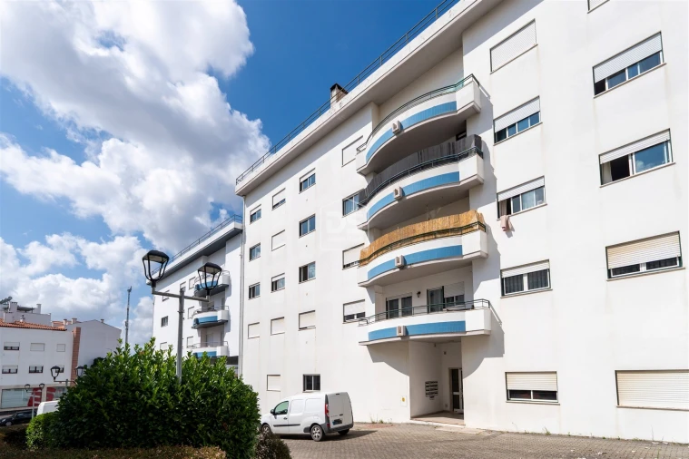 Apartamento T2 para Venda em Marrazes e Barosa Foto 24