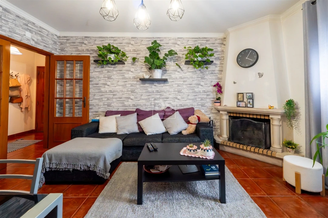 Apartamento T2 para Venda em Marrazes e Barosa Foto 2