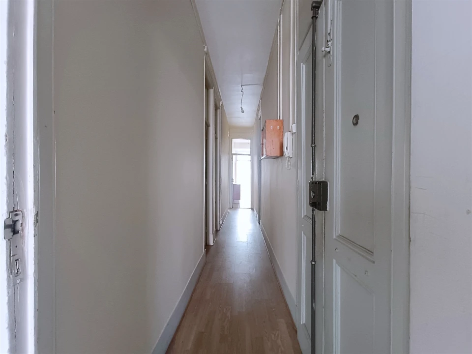 Apartamento T3 para Venda em Arroios Foto 5