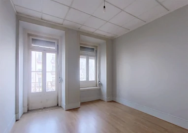 Apartamento T3 para Venda em Arroios