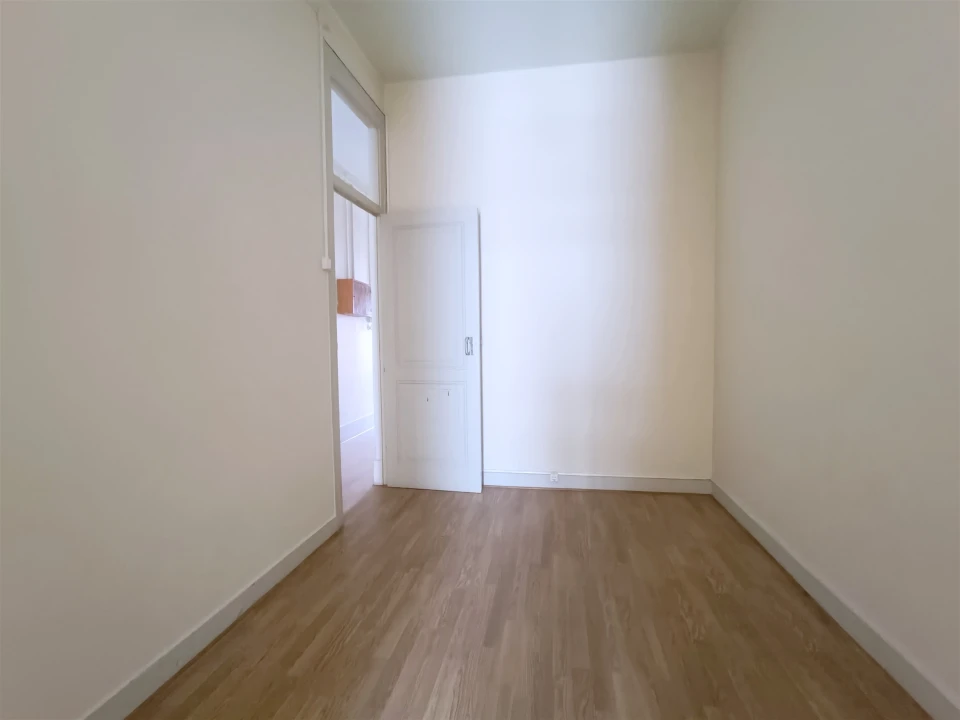 Apartamento T3 para Venda em Arroios Foto 12