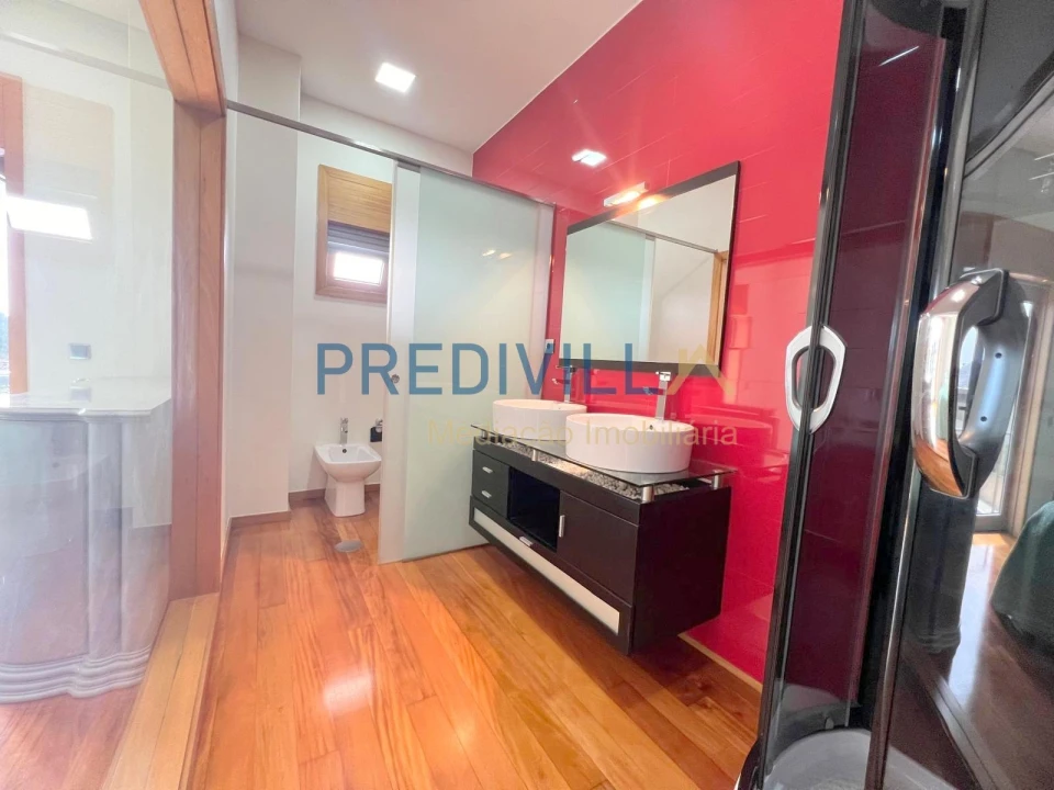 Apartamento T4 para Venda em Póvoa de Varzim, Beiriz e Argivai Foto 21