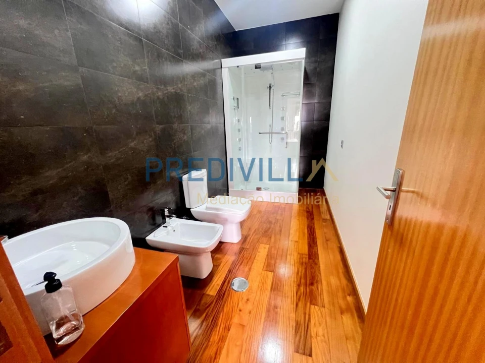 Apartamento T4 para Venda em Póvoa de Varzim, Beiriz e Argivai Foto 18