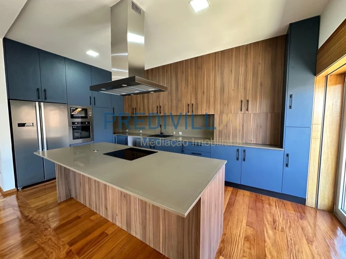 Apartamento T4 para Venda em Póvoa de Varzim, Beiriz e Argivai Foto 3
