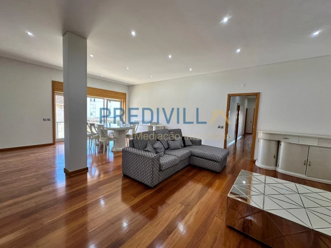 Apartamento T4 para Venda em Póvoa de Varzim, Beiriz e Argivai Foto 10