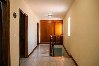Moradia T4 para Venda em Vilela