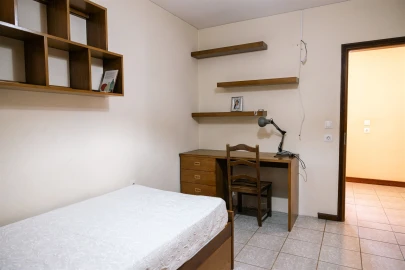 Moradia T4 para Venda em Vilela
