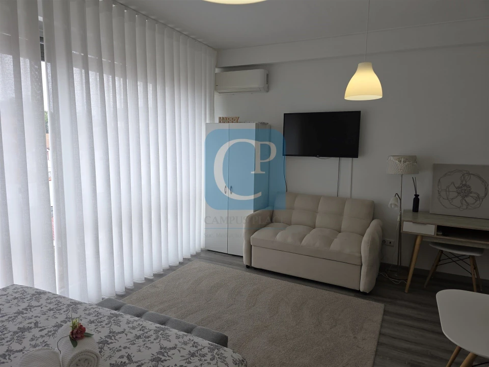 Apartamento T0 para Venda em Cedofeita, Santo Ildefonso, Sé, Miragaia, São Nicolau e Vitória Foto 3