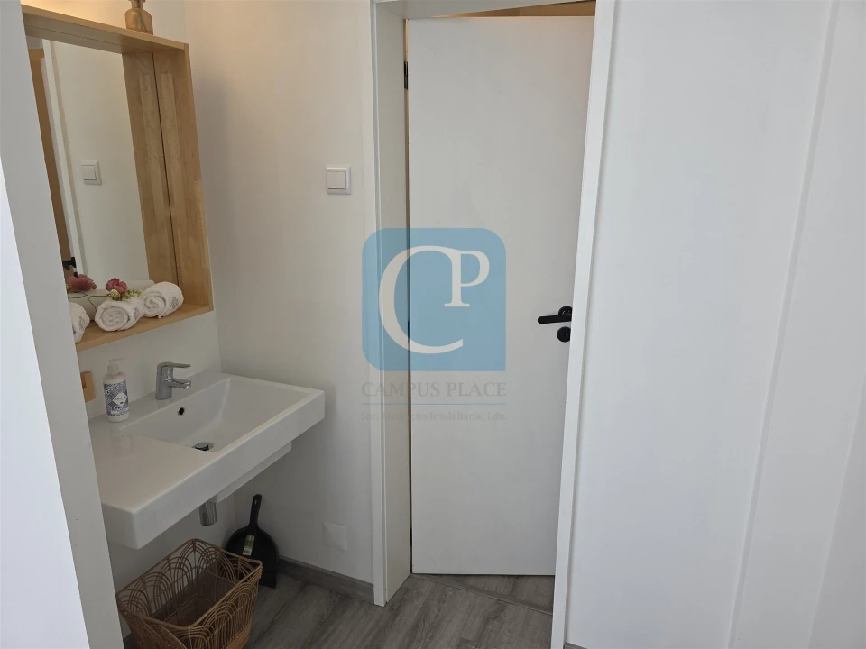 Apartamento T0 para Venda em Cedofeita, Santo Ildefonso, Sé, Miragaia, São Nicolau e Vitória Foto 12
