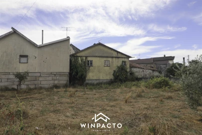 Moradia T4 para Venda em Espinho
