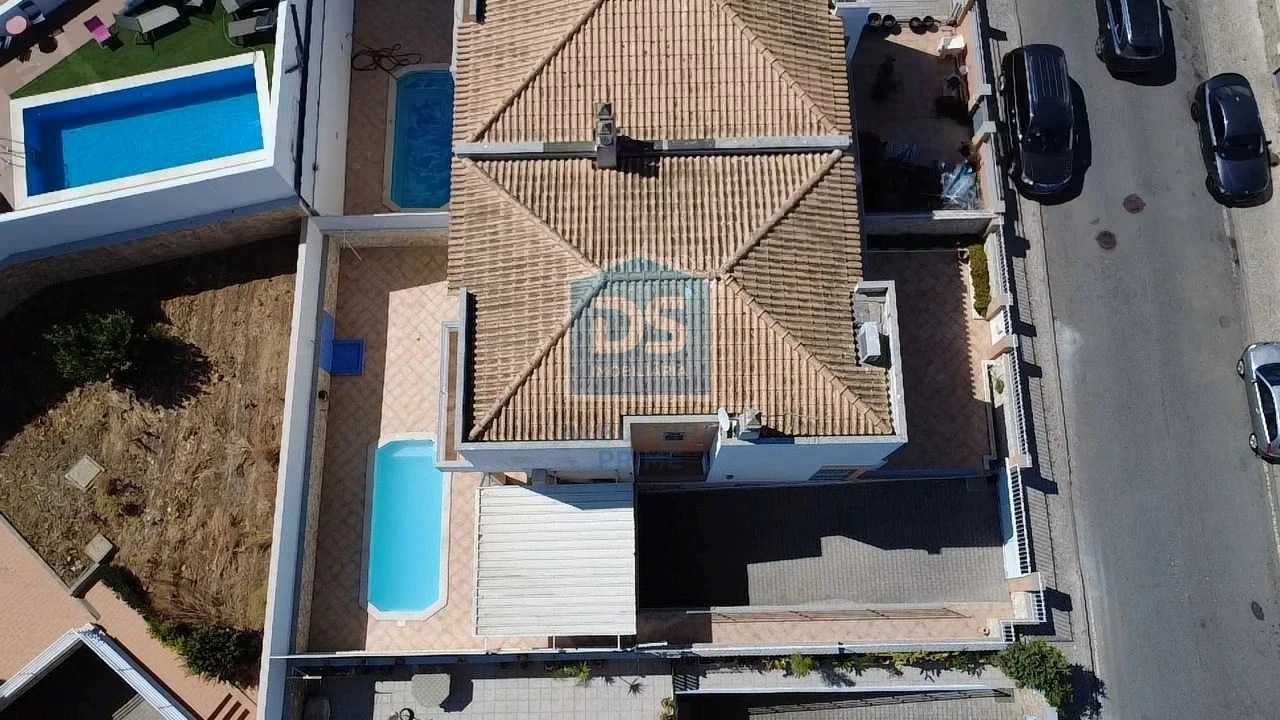 Moradia T3 para Venda em Albufeira e Olhos de Água Foto 23
