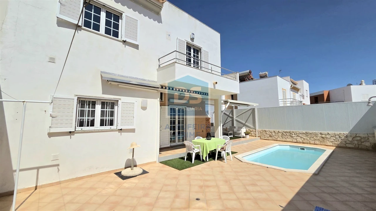 Moradia T3 para Venda em Albufeira e Olhos de Água Foto 7