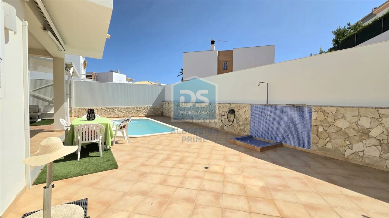 Moradia T3 para Venda em Albufeira e Olhos de Água Foto 4