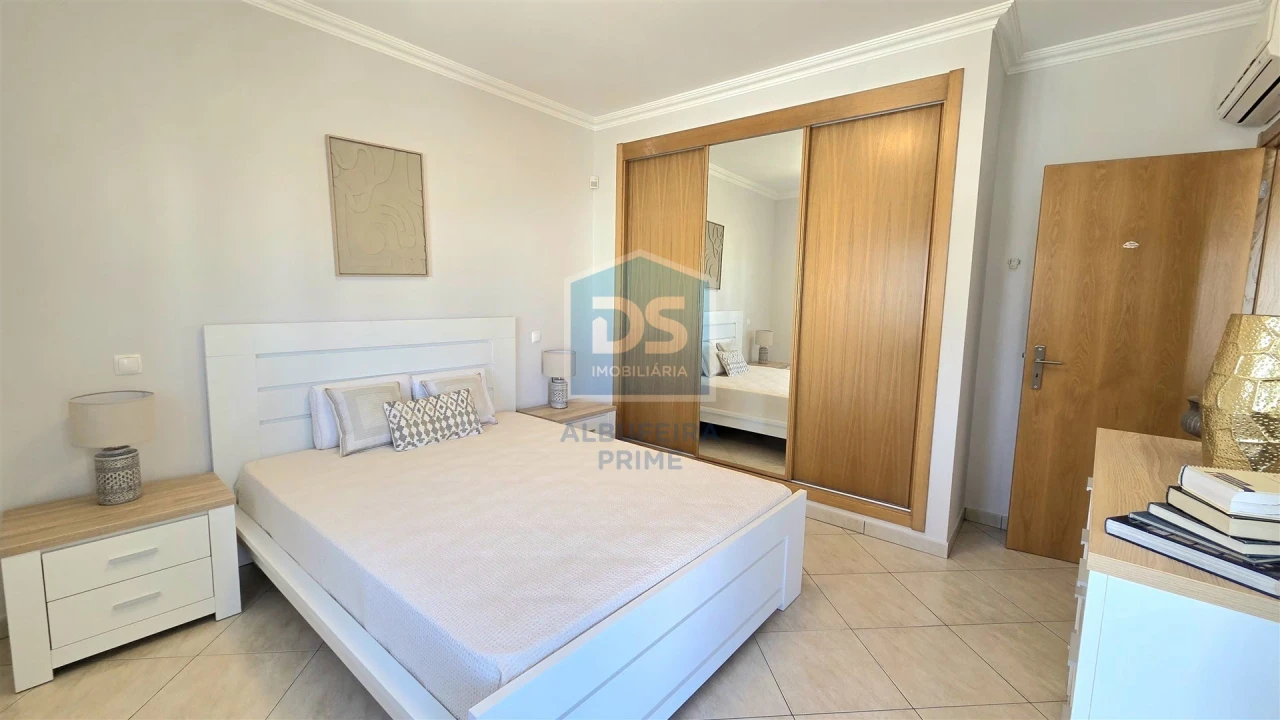Moradia T3 para Venda em Albufeira e Olhos de Água Foto 28