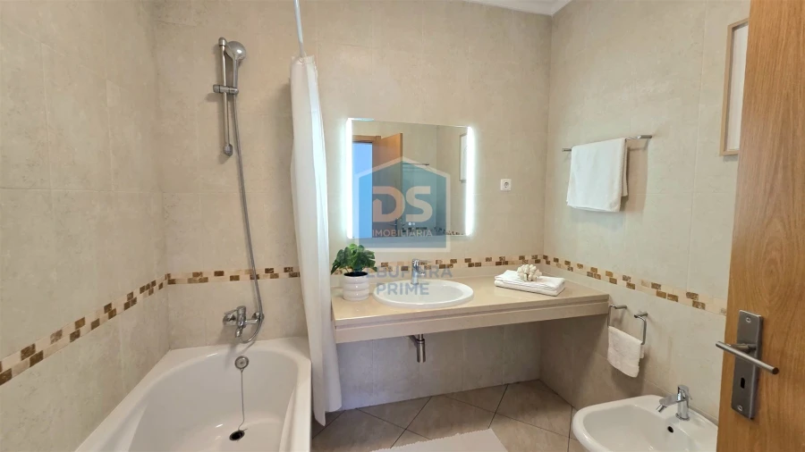 Moradia T3 para Venda em Albufeira e Olhos de Água Foto 38