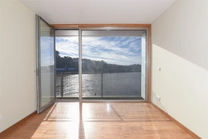 Apartamento T3 para Venda em Lordelo do Ouro e Massarelos