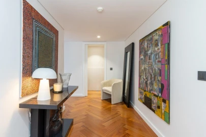 Apartamento T3 para Venda em Lordelo do Ouro e Massarelos
