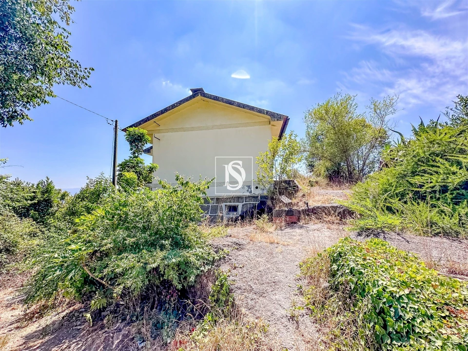 Quinta T3 para Venda em Vila Caiz Foto 17