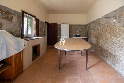 Quinta T3 para Venda em Vila Caiz