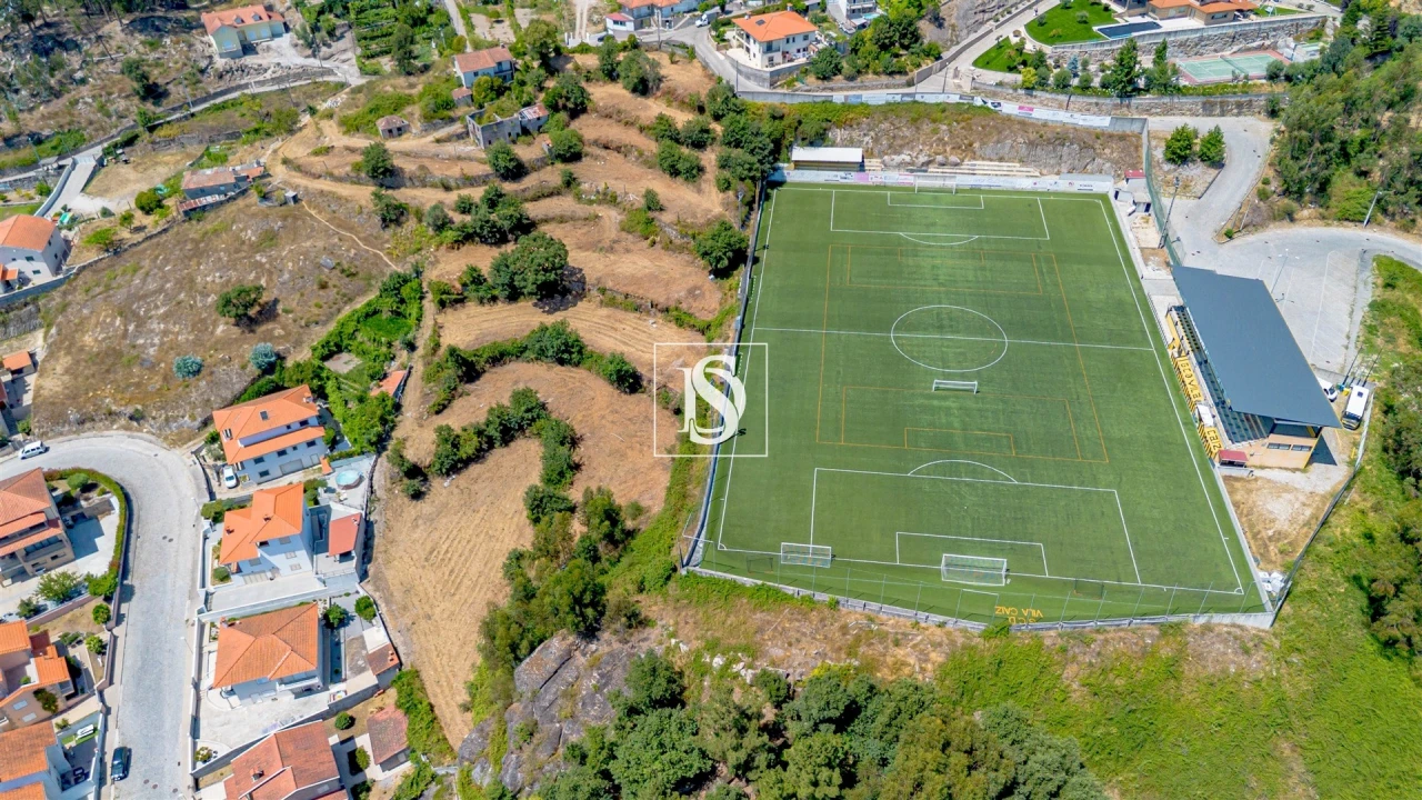 Quinta T3 para Venda em Vila Caiz Foto 26