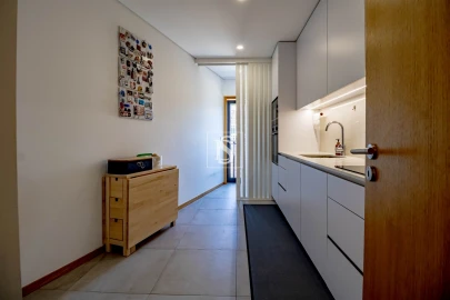 Apartamento T3 para Venda em Amarante (São Gonçalo), Madalena, Cepelos e Gatão